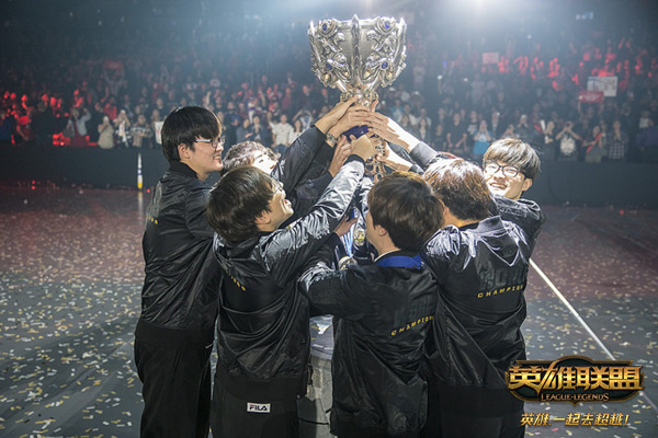 Knight斩获S15英雄联盟全球总决赛小组赛KDA之王，TES战队中单统治级数据揭秘