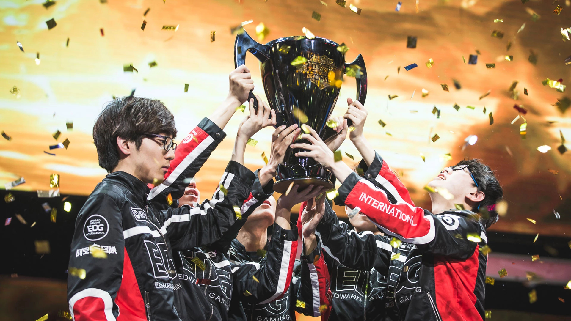 LPL夏季赛季后赛：冒泡赛四队确定，英文流最佳阵容公布，Bin与369位置变动引热议